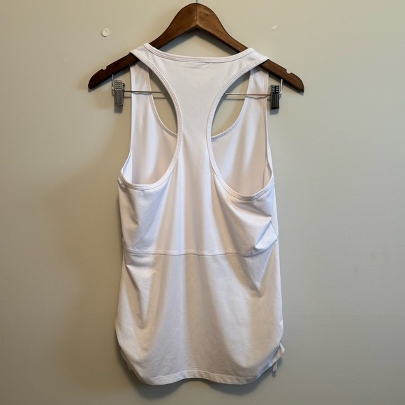 ✨$8 CLEAR-OUT✨ Fabletics Sport Workout Ruched Racerback Active Tank Top White - Picture 4 of 5